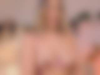 Anneee's Live Sex Cam Show