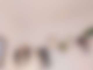 Anneee's Live Sex Cam Show