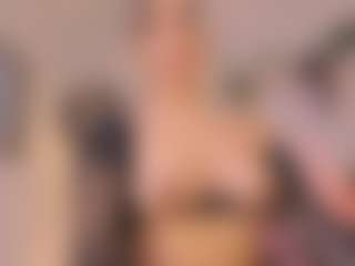 Anneee's Live Sex Cam Show