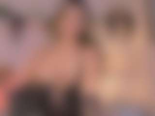 Anneee's Live Sex Cam Show