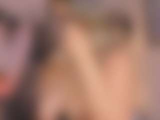 Live cam show with Anneee - Blowjob on Camsoda