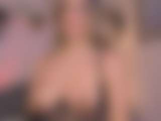 Anneee's Live Sex Cam Show