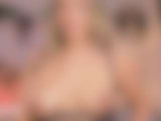 Anneee's Live Sex Cam Show