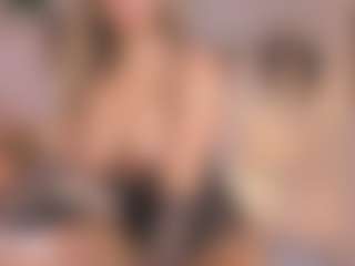 Anneee's Live Sex Cam Show