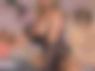 Anneee's Live Sex Cam Show