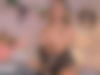 Anneee's Live Sex Cam Show