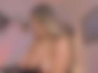 Anneee's Live Sex Cam Show