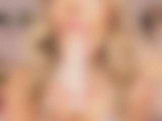 Anneee's Live Sex Cam Show