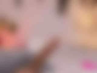 Anneee's Live Sex Cam Show
