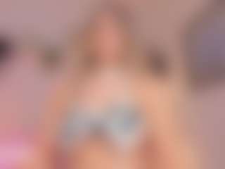 Anneee's Live Sex Cam Show