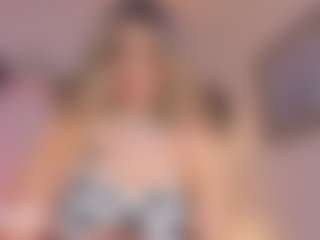 Anneee's Live Sex Cam Show