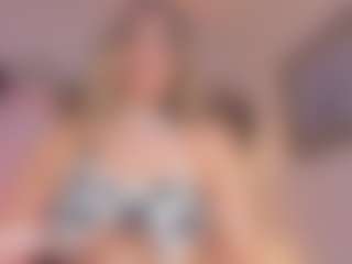 Anneee's Live Sex Cam Show