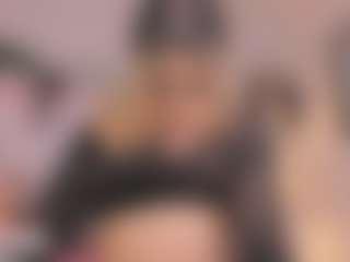 Anneee's Live Sex Cam Show