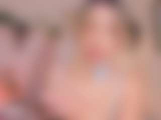 Anneee's Live Sex Cam Show