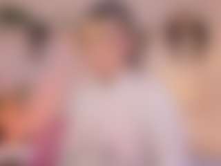 Anneee's Live Sex Cam Show