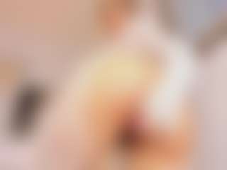 Anneee's Live Sex Cam Show