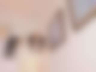 Anneee's Live Sex Cam Show