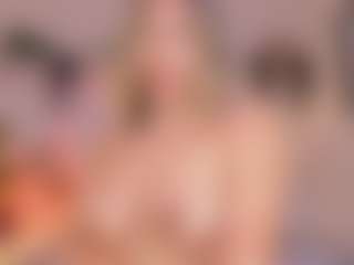 Anneee's Live Sex Cam Show