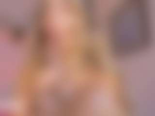 Anneee's Live Sex Cam Show