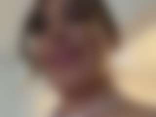 Anneee's Live Sex Cam Show