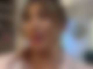 Anneee's Live Sex Cam Show