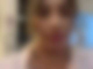 Anneee's Live Sex Cam Show