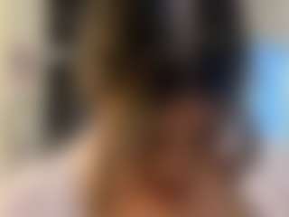 Anneee's Live Sex Cam Show