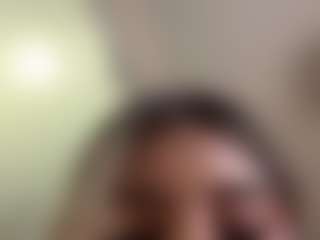 Anneee's Live Sex Cam Show