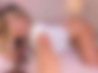 Anneee's Live Sex Cam Show