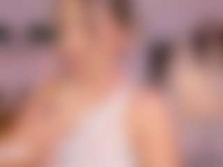 Anneee's Live Sex Cam Show