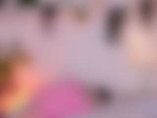 Anneee's Live Sex Cam Show