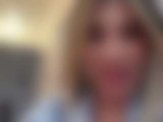 Anneee's Live Sex Cam Show