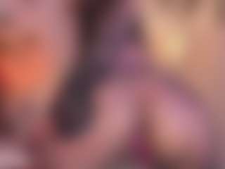 Live cam show with Anneee - Spank Big Tits on Camming Site