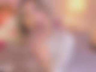 Anneee's Live Sex Cam Show