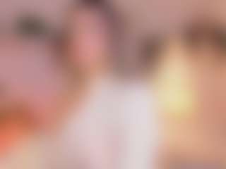 Live cam show with Anneee - Lush Toys on Gym Cam Girls