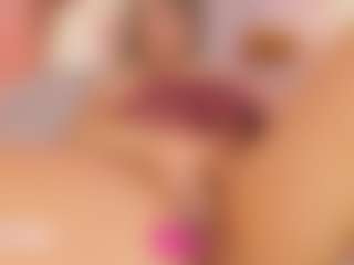 Anneee's Live Sex Cam Show