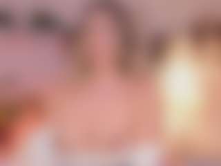 Anneee's Live Sex Cam Show