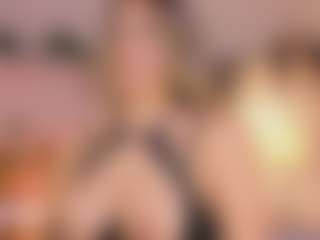 Live cam show with Anneee - HD Teen (18+) on Camsoda