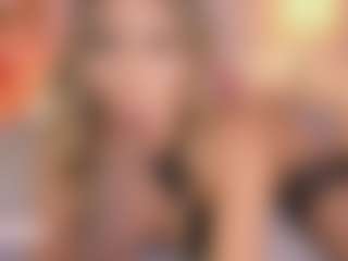 Live cam show with Anneee - White Lovense on Camsoda | colombia
