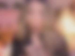 Spettacolo in cam dal vivo con Anneee - Fingering White su Camsoda | colombia