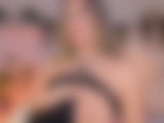 Live cam show with Anneee - HD Latina on Camsoda | colombia