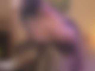 Anneee's Live Sex Cam Show
