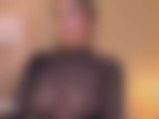 Live cam show with Anneee - Ass Bouncing on CamClone