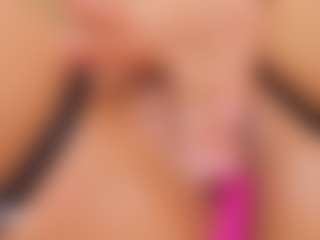 Anneee's Live Sex Cam Show