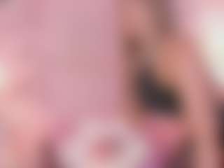 Live cam show with Anneee - Sexy on Camsoda