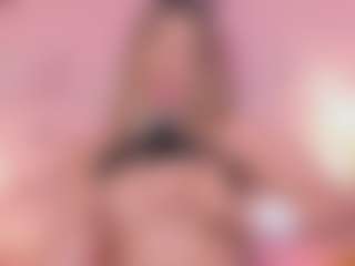 Anneee's Live Sex Cam Show