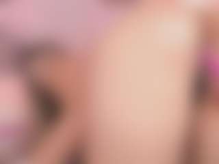 Live cam show with Anneee - Body Massage on Camsoda