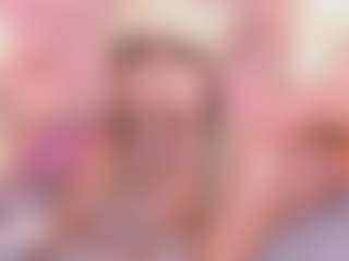 Live cam show with Anneee - BBW Teen (18+) on Camversity