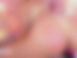 Live cam show with Anneee - Blonde Hair Toys on Camsoda