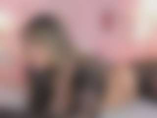 Anneee's Live Sex Cam Show